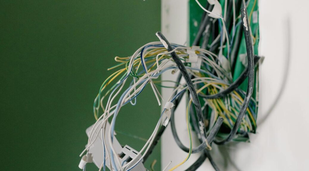 Como evitar choques elétricos em casa?